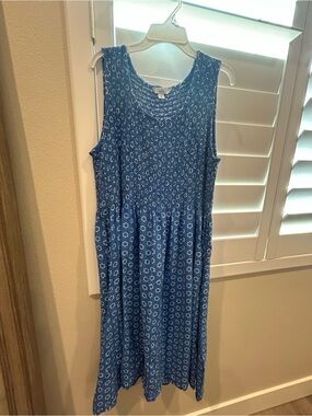 Two croft & barrow Sleeveless Dresses